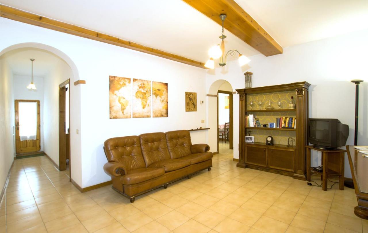 Cheap Apartment In The Old Village Colle di Val d'Elsa Buitenkant foto